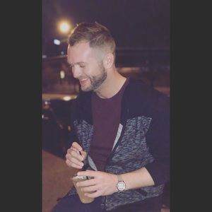 Meet your Posher, Justin